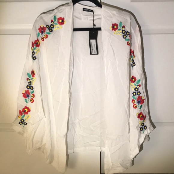 Told You Sew Floral Kimono - Picture 3 of 6